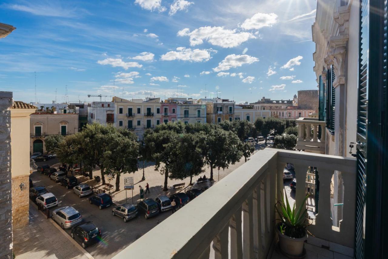 Plaza Apartment Bitonto Bagian luar foto