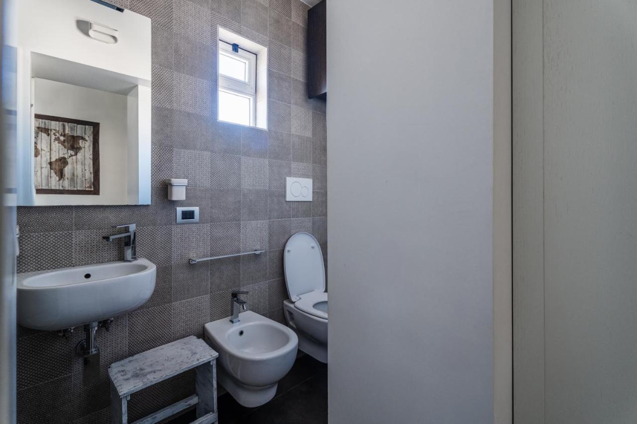 Plaza Apartment Bitonto Bagian luar foto
